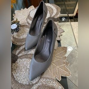 LifeStride Faux Leather comfort heels